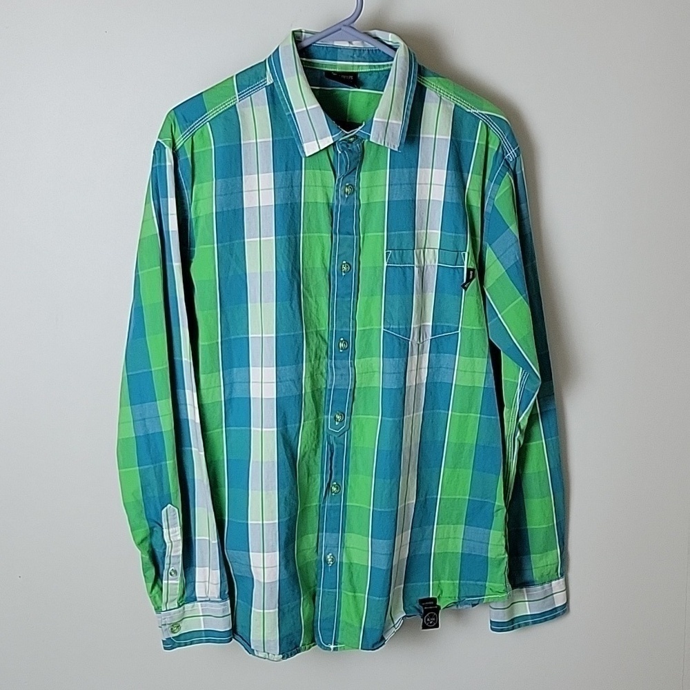 ELBRUS men's green blue, white plaid outdoor shirt.  100% cotton.  Size Large.